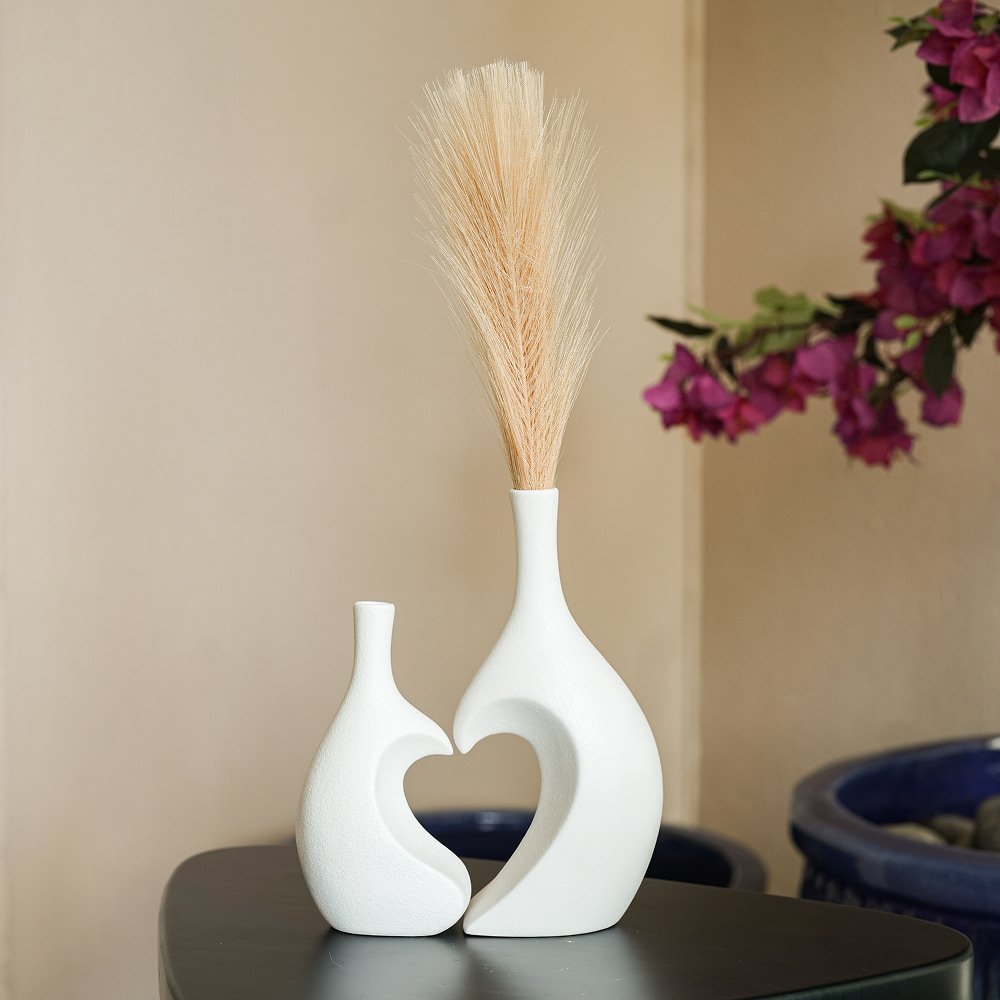 Heart Loop Ceramic Vase | Minimalist Nordic Tabletop Ceramic Decor - Image 2