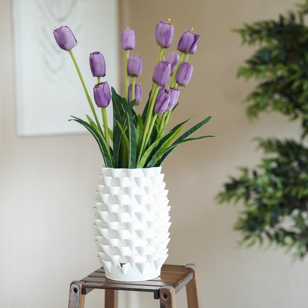 Parametric Pinecone Texture Decorative Vase | Modern 3D-Printed Tactile Home Decor - Image 4