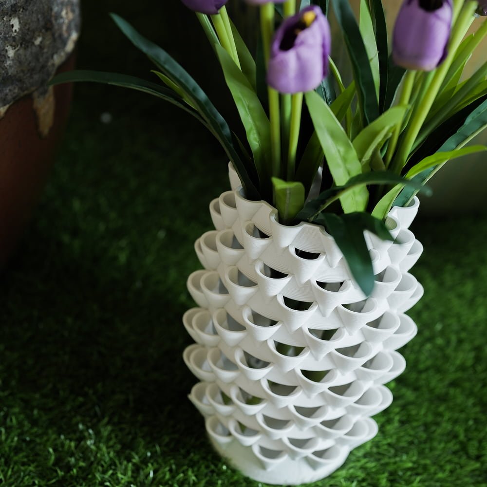 Parametric Pinecone Texture Decorative Vase | Modern 3D-Printed Tactile Home Decor - Image 3