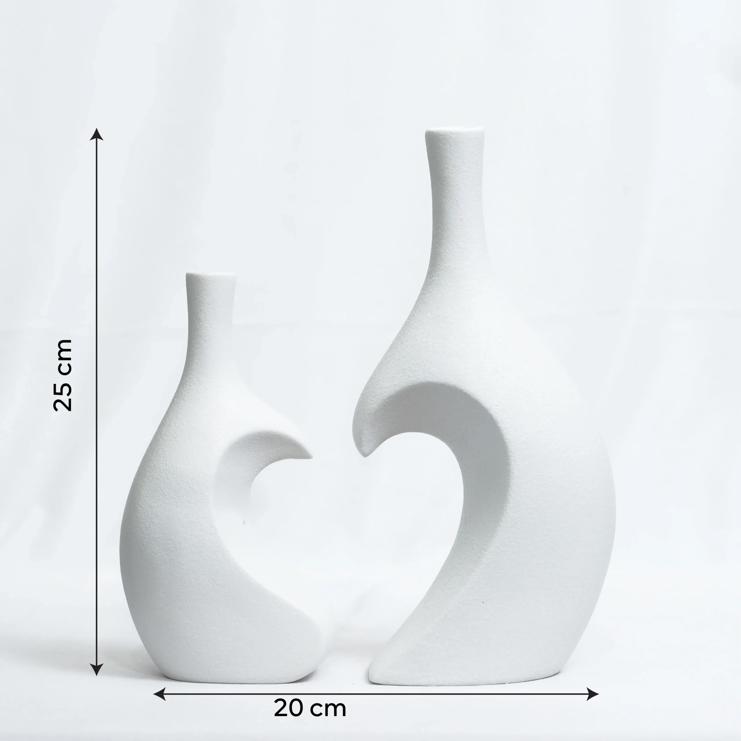 Heart Loop Ceramic Vase | Minimalist Nordic Tabletop Ceramic Decor - Image 5